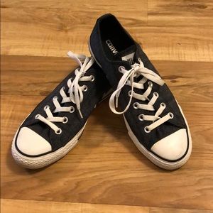 EUC Converse shoes